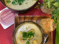 One Pot New England Clam Chowder